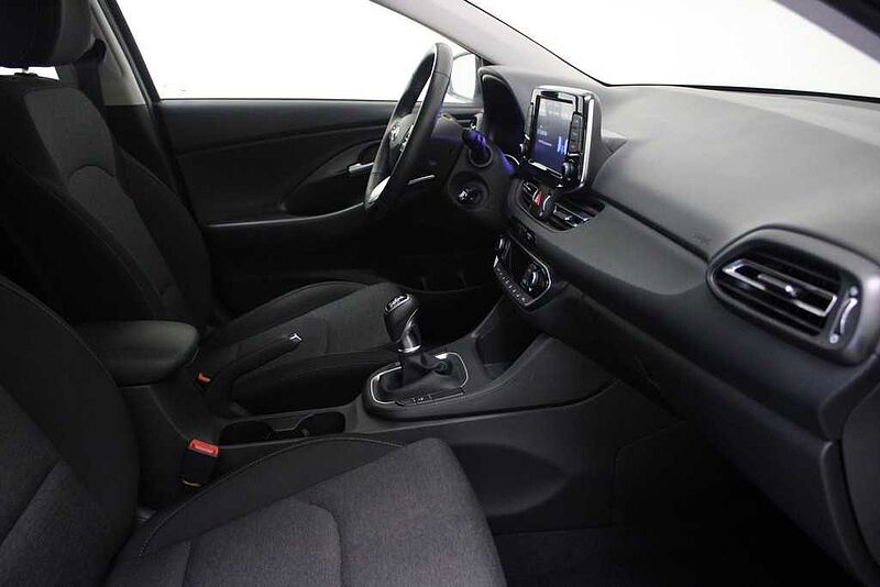 Hyundai i30 1.0 TGDI Klass LR 48V 120